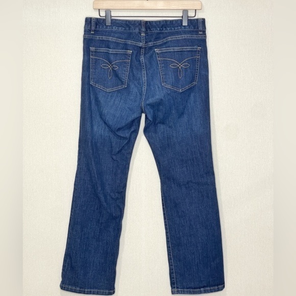 Chaps Women’s Midrise Modern Fit Straight-Leg Blue Jeans 10 Petite - Picture 4 of 6